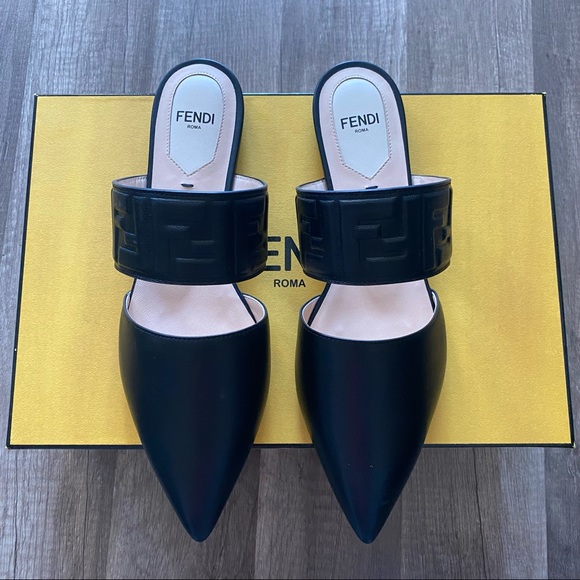 Sold - Picture 1 of 6